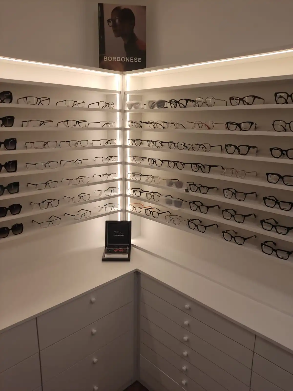 OPTIKA VAL ZAPRESIC